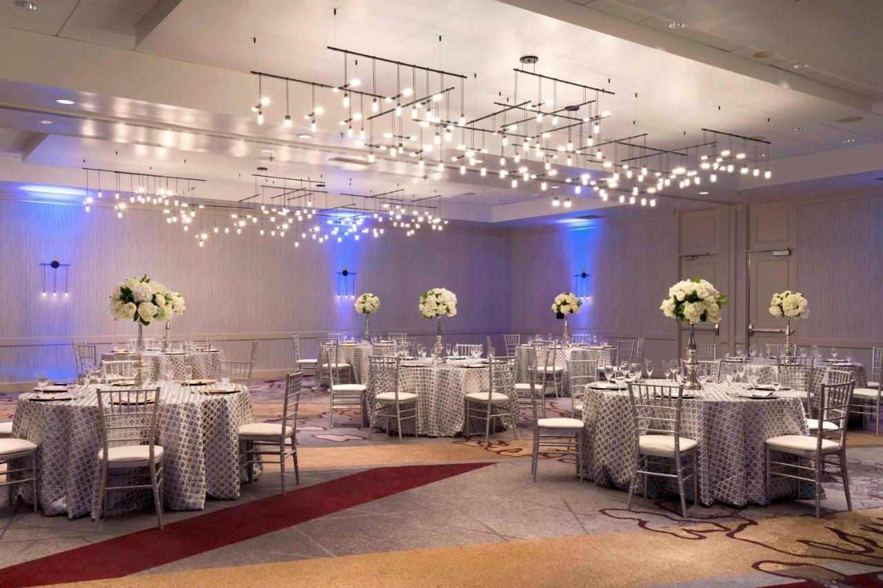 Готель Atlanta Marriott Northeast/Emory Area Екстер'єр фото