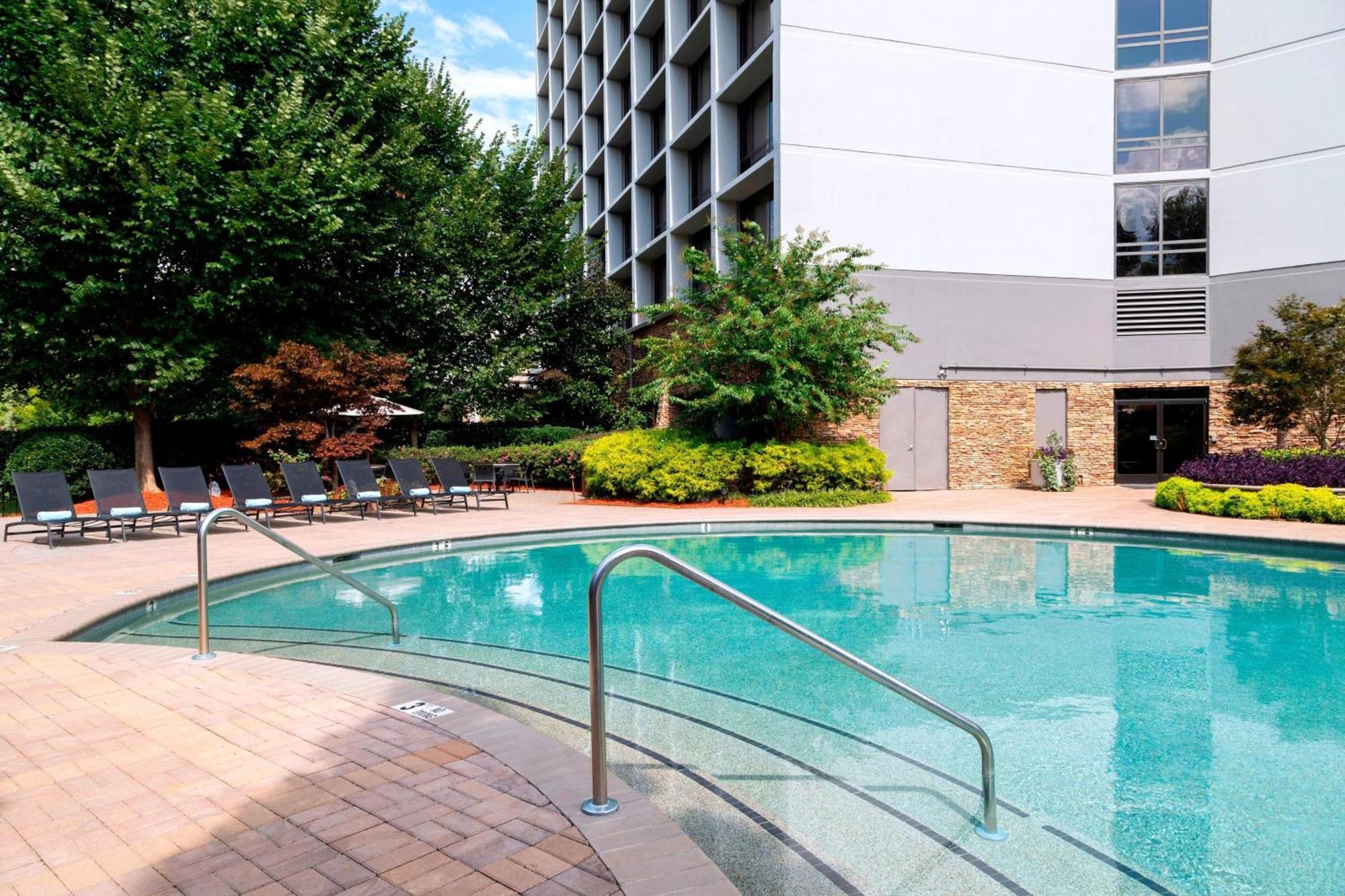 Готель Atlanta Marriott Northeast/Emory Area Екстер'єр фото